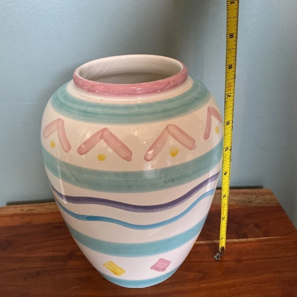 VTG Pier 1 Imports Abstract Vase from Italy White pink Blue Green & Yellow 90’s